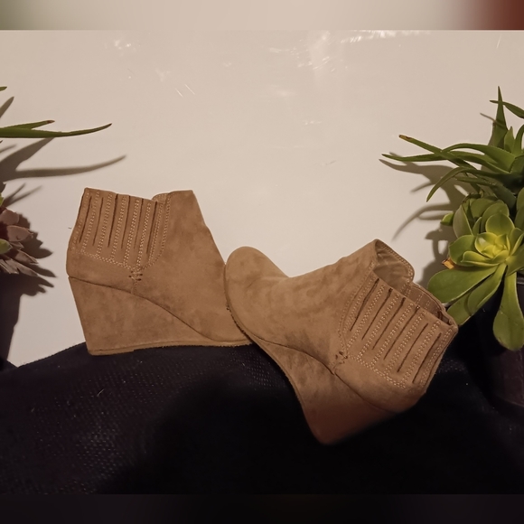 Textile Undders Boots - Picture 2 of 7